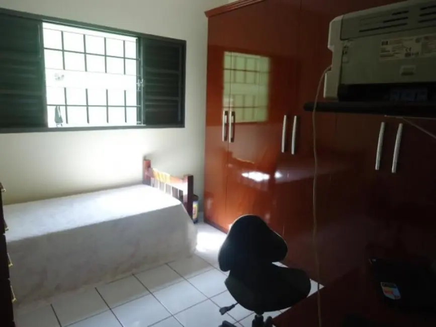 Casa com 3 quartos à venda, 129m2 em Vila Harmonia, Araraquara - SP - imagem 6 Foto 6 de Casa com 3 quartos à venda, 129m2 em Vila Harmonia, Araraquara - SP