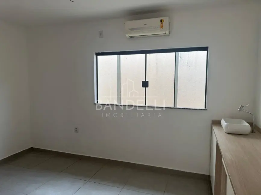 Sala Comercial para alugar, 12m2 em Vila Harmonia, Araraquara - SP - imagem 6 Foto 6 de Sala Comercial para alugar, 12m2 em Vila Harmonia, Araraquara - SP