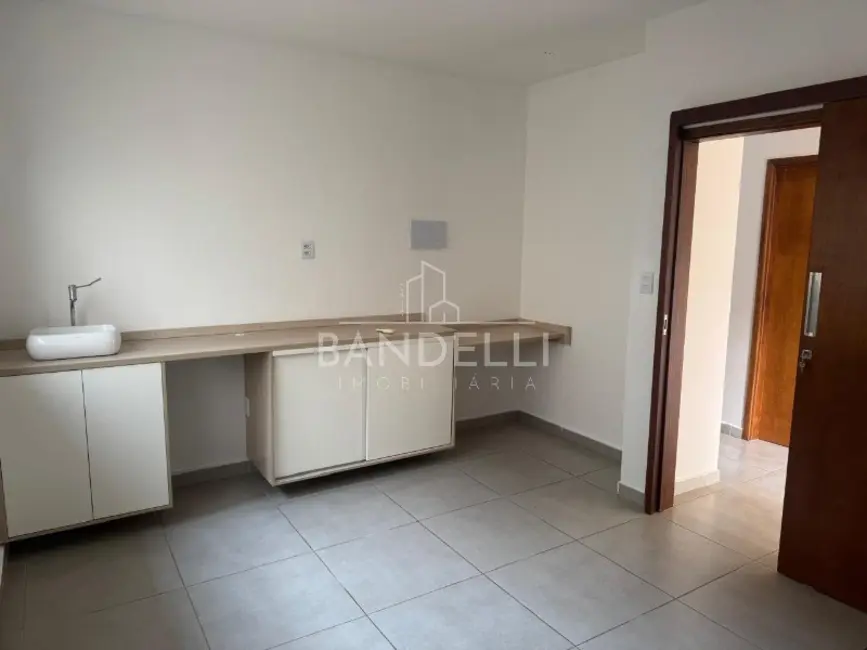 Sala Comercial para alugar, 12m2 em Vila Harmonia, Araraquara - SP - imagem 4 Foto 4 de Sala Comercial para alugar, 12m2 em Vila Harmonia, Araraquara - SP