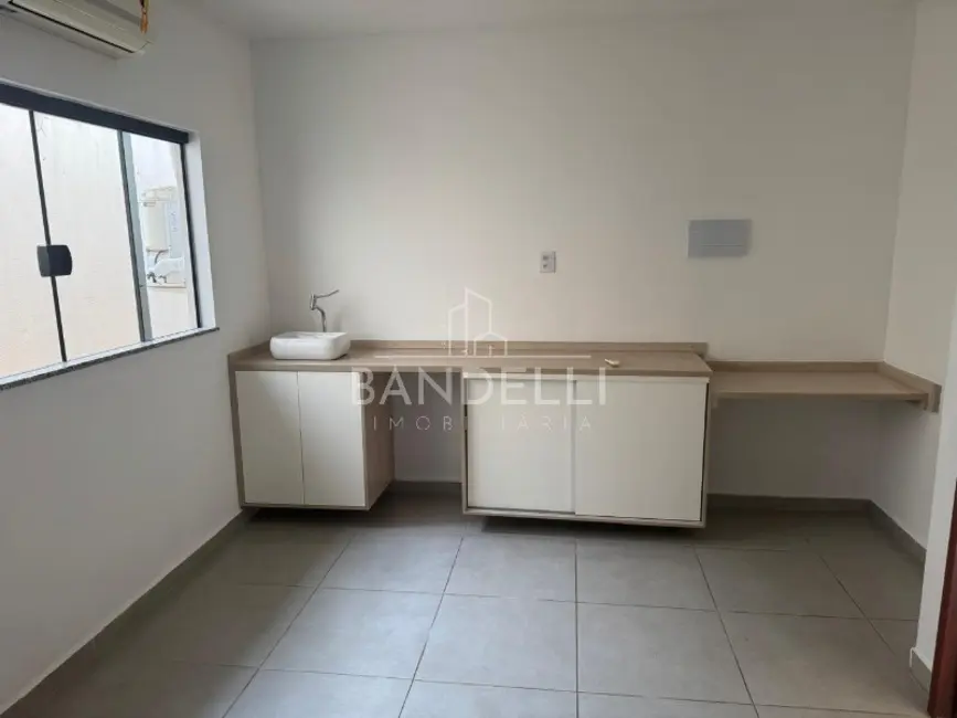 Sala Comercial para alugar, 12m2 em Vila Harmonia, Araraquara - SP - imagem 3 Foto 3 de Sala Comercial para alugar, 12m2 em Vila Harmonia, Araraquara - SP