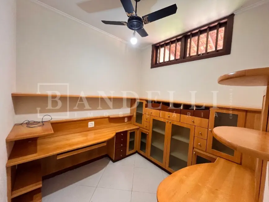 Casa com 4 quartos à venda, 539m2 em Vila Harmonia, Araraquara - SP - imagem 4 Foto 4 de Casa com 4 quartos à venda, 539m2 em Vila Harmonia, Araraquara - SP
