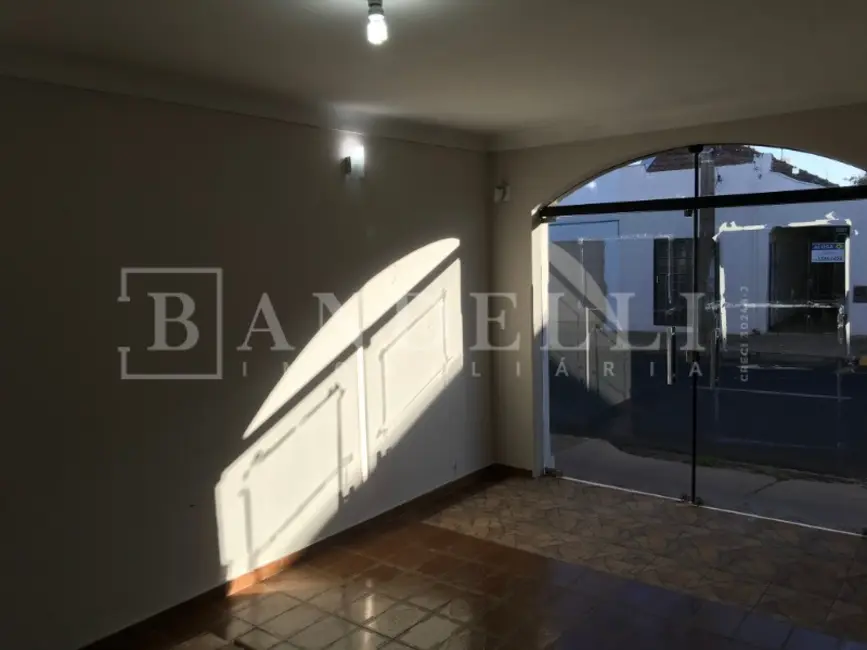Sala Comercial à venda, 135m2 em Centro, Araraquara - SP - imagem 5 Foto 5 de Sala Comercial à venda, 135m2 em Centro, Araraquara - SP