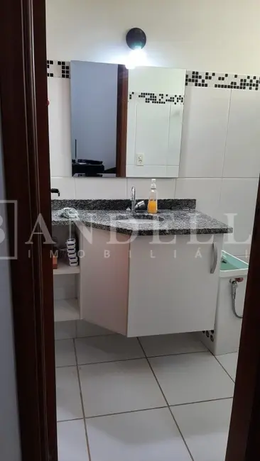 Casa com 2 quartos à venda, 99m2 em Araraquara - SP - imagem 6 Foto 6 de Casa com 2 quartos à venda, 99m2 em Araraquara - SP