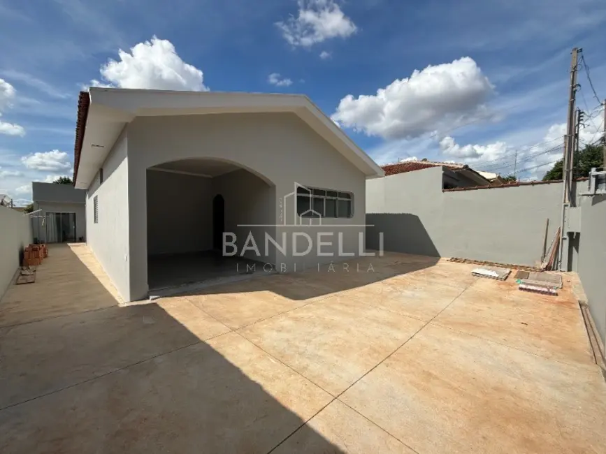 Casa com 4 quartos à venda, 189m2 em Vila Santana, Araraquara - SP - imagem 3 Foto 3 de Casa com 4 quartos à venda, 189m2 em Vila Santana, Araraquara - SP