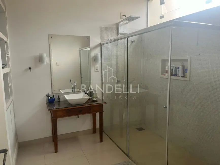Casa com 3 quartos à venda e para alugar, 424m2 em Jardim Primavera, Araraquara - SP - imagem 8 Foto 8 de Casa com 3 quartos à venda e para alugar, 424m2 em Jardim Primavera, Araraquara - SP