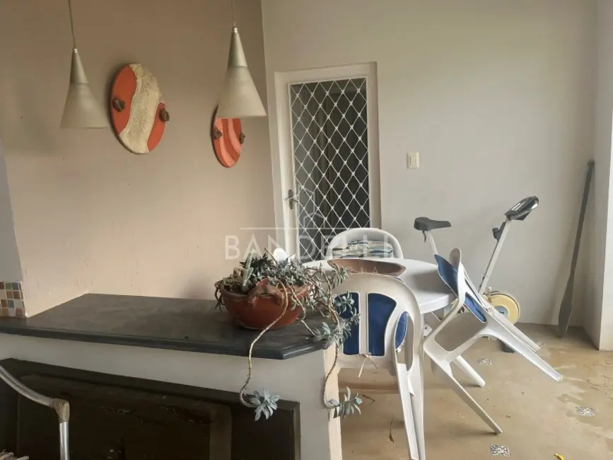 Casa com 3 quartos à venda e para alugar, 424m2 em Jardim Primavera, Araraquara - SP - imagem 6 Foto 6 de Casa com 3 quartos à venda e para alugar, 424m2 em Jardim Primavera, Araraquara - SP