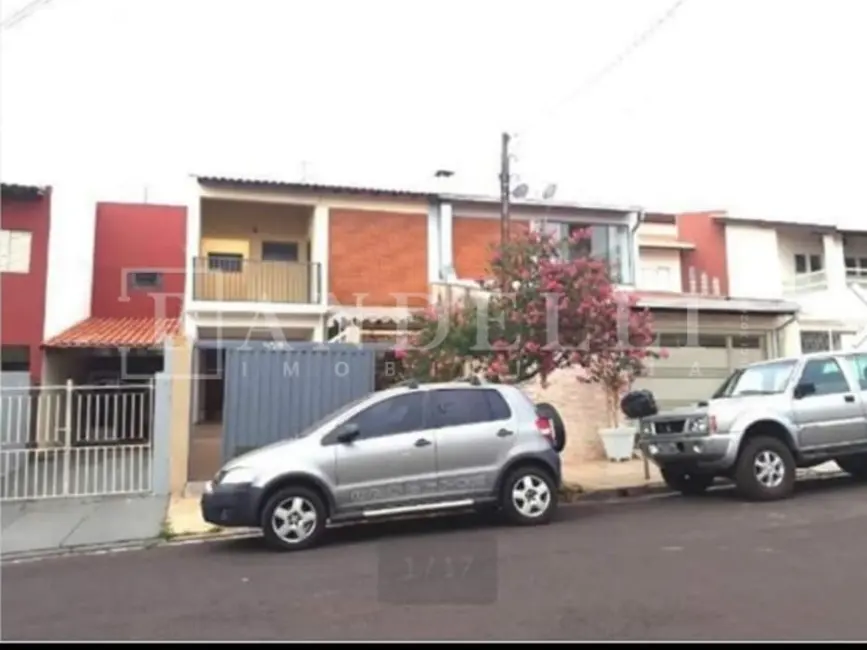 Foto 1 de Casa com 3 quartos à venda, 123m2 em Jardim Adalgisa, Araraquara - SP