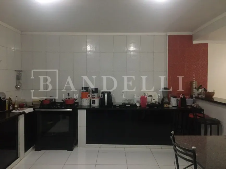 Casa com 3 quartos à venda, 101m2 em Doutor Tancredo de Almeida Neves, Araraquara - SP - imagem 5 Foto 5 de Casa com 3 quartos à venda, 101m2 em Doutor Tancredo de Almeida Neves, Araraquara - SP