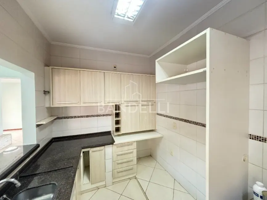 Casa com 3 quartos à venda e para alugar, 254m2 em Vila Harmonia, Araraquara - SP - imagem 6 Foto 6 de Casa com 3 quartos à venda e para alugar, 254m2 em Vila Harmonia, Araraquara - SP