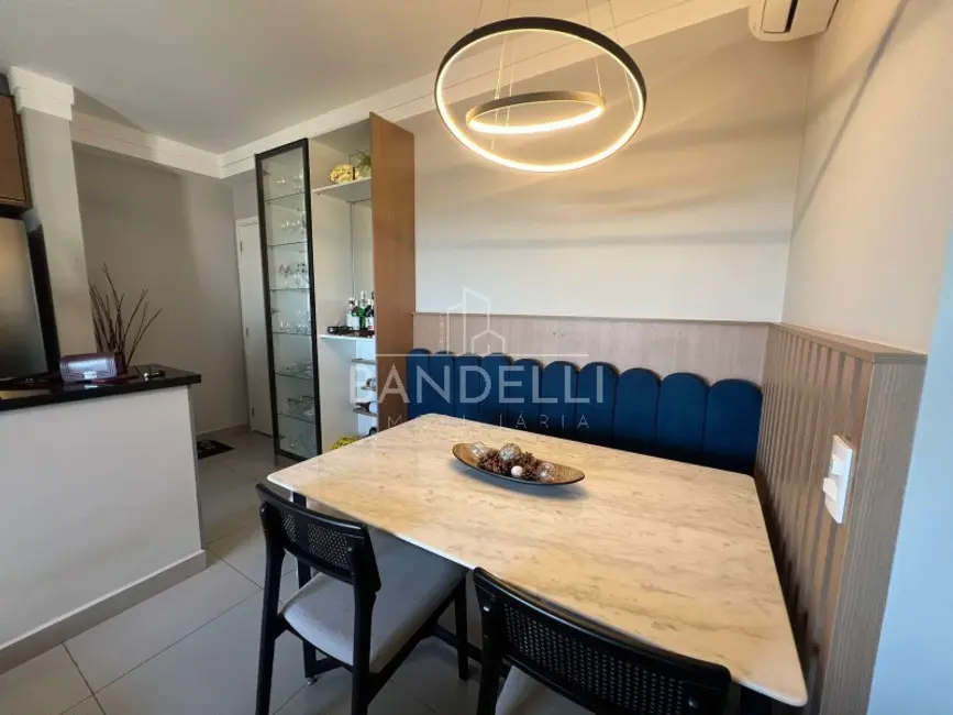 Foto 3 de Apartamento com 2 quartos para alugar, 68m2 em Centro, Araraquara - SP