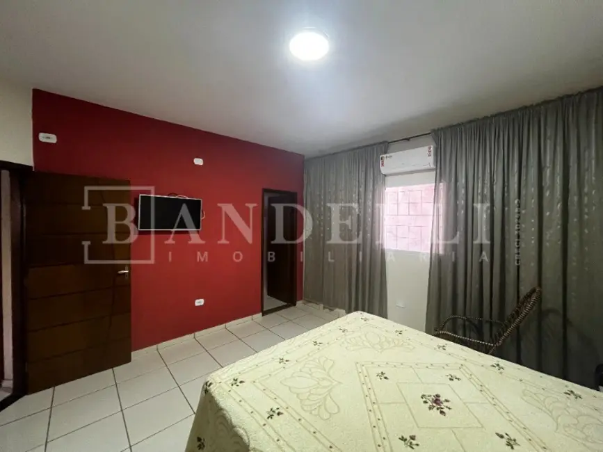 Casa com 2 quartos à venda, 142m2 em Vila Biagioni (Vila Xavier), Araraquara - SP - imagem 3 Foto 3 de Casa com 2 quartos à venda, 142m2 em Vila Biagioni (Vila Xavier), Araraquara - SP
