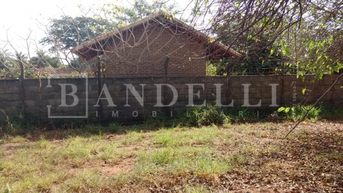 Foto 11 de Chácara à venda, 2250m2 em Chácara Velosa, Araraquara - SP