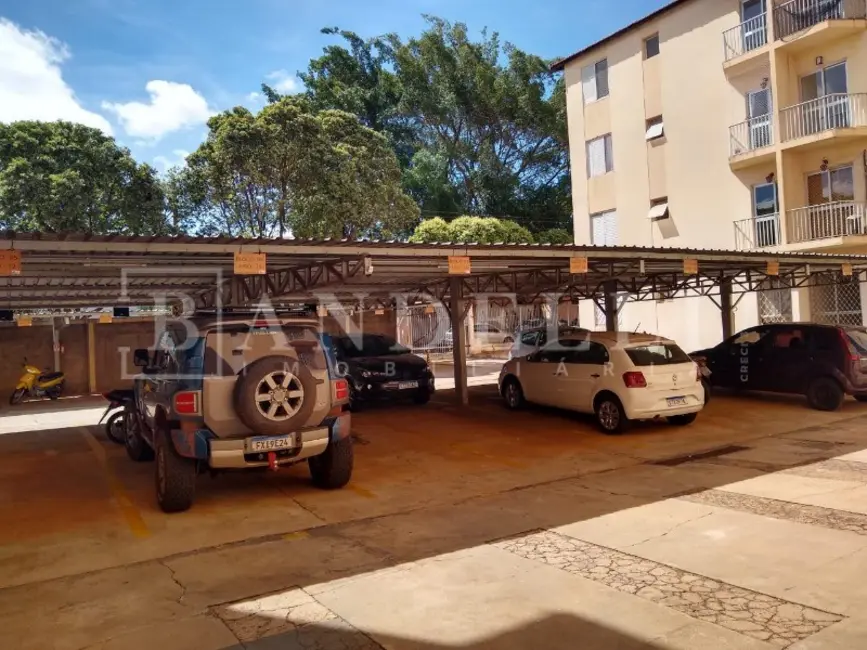 Foto 2 de Apartamento com 2 quartos à venda, 63m2 em Jardim Quitandinha, Araraquara - SP
