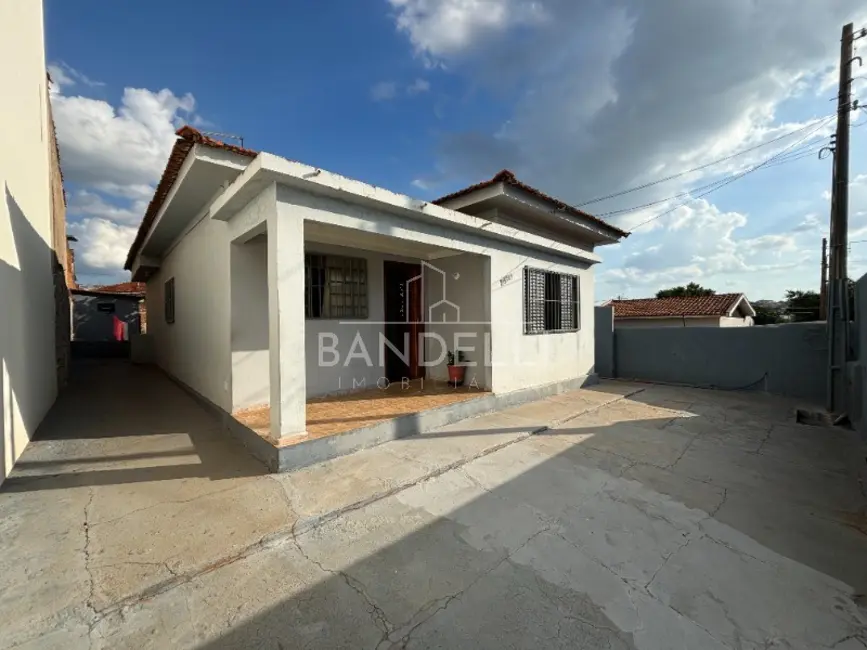Foto 2 de Casa com 2 quartos à venda, 93m2 em Vila Santana, Araraquara - SP