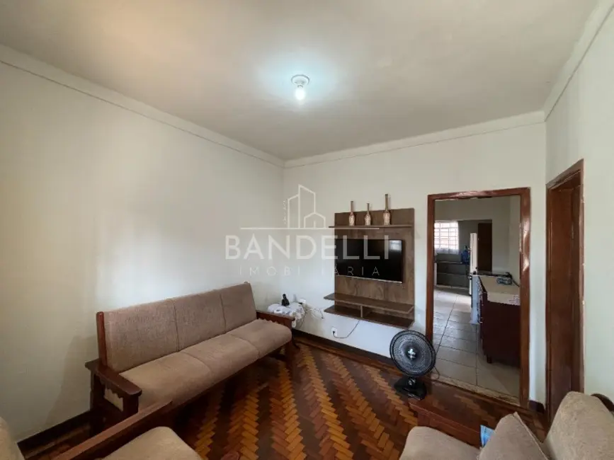 Casa com 2 quartos à venda, 93m2 em Vila Santana, Araraquara - SP - imagem 4 Foto 4 de Casa com 2 quartos à venda, 93m2 em Vila Santana, Araraquara - SP