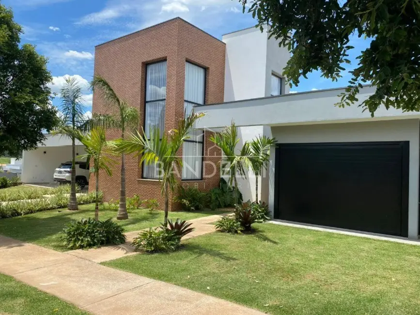 Casa de Condomínio com 3 quartos à venda, 672m2 em Araraquara - SP - imagem 4 Foto 4 de Casa de Condomínio com 3 quartos à venda, 672m2 em Araraquara - SP