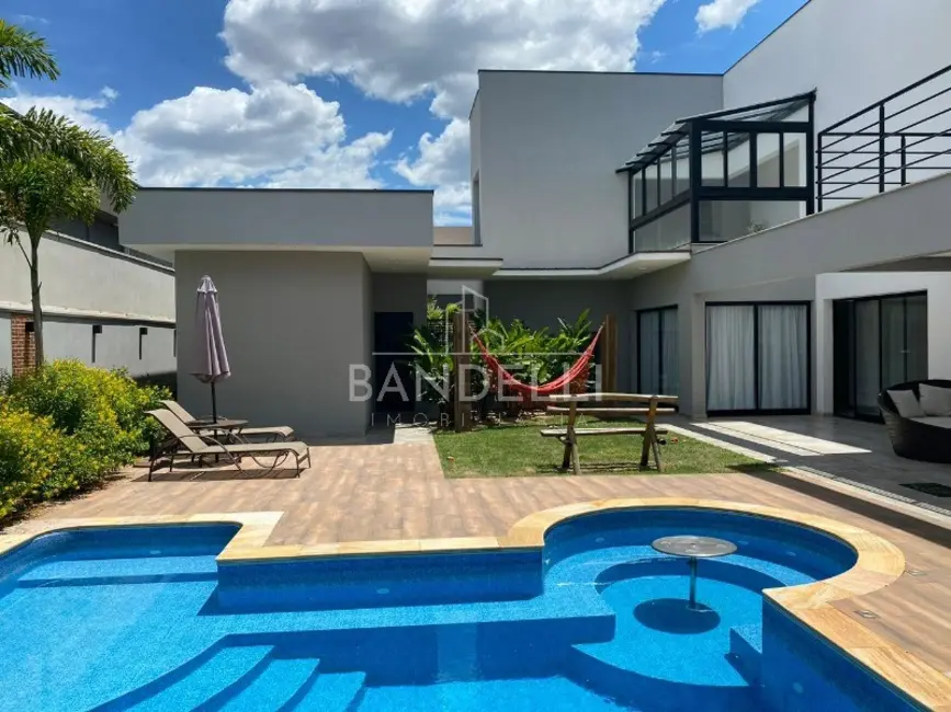 Foto 2 de Casa de Condomínio com 3 quartos à venda, 672m2 em Araraquara - SP