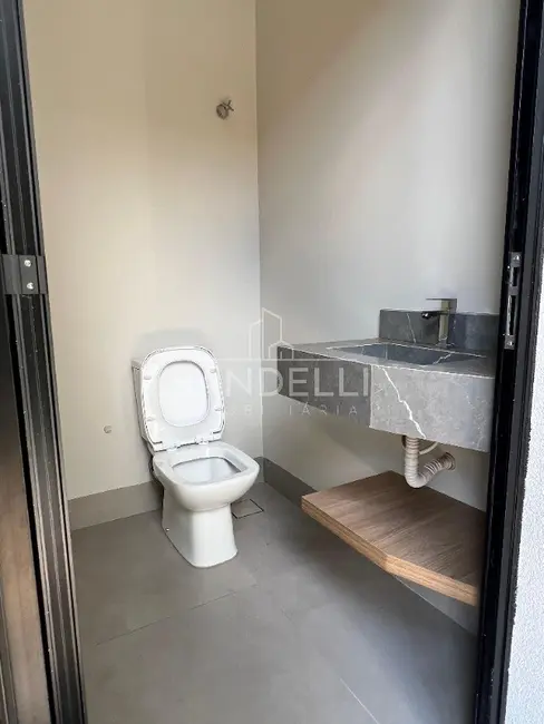 Casa de Condomínio com 3 quartos à venda, 200m2 em Jardim Imperador, Araraquara - SP - imagem 6 Foto 6 de Casa de Condomínio com 3 quartos à venda, 200m2 em Jardim Imperador, Araraquara - SP