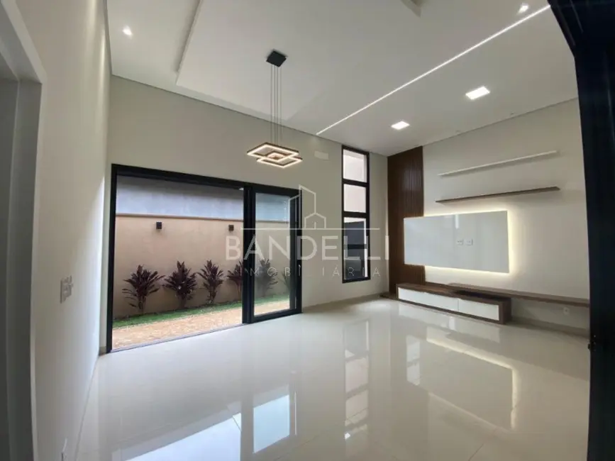 Foto 2 de Casa de Condomínio com 3 quartos à venda, 195m2 em Araraquara - SP