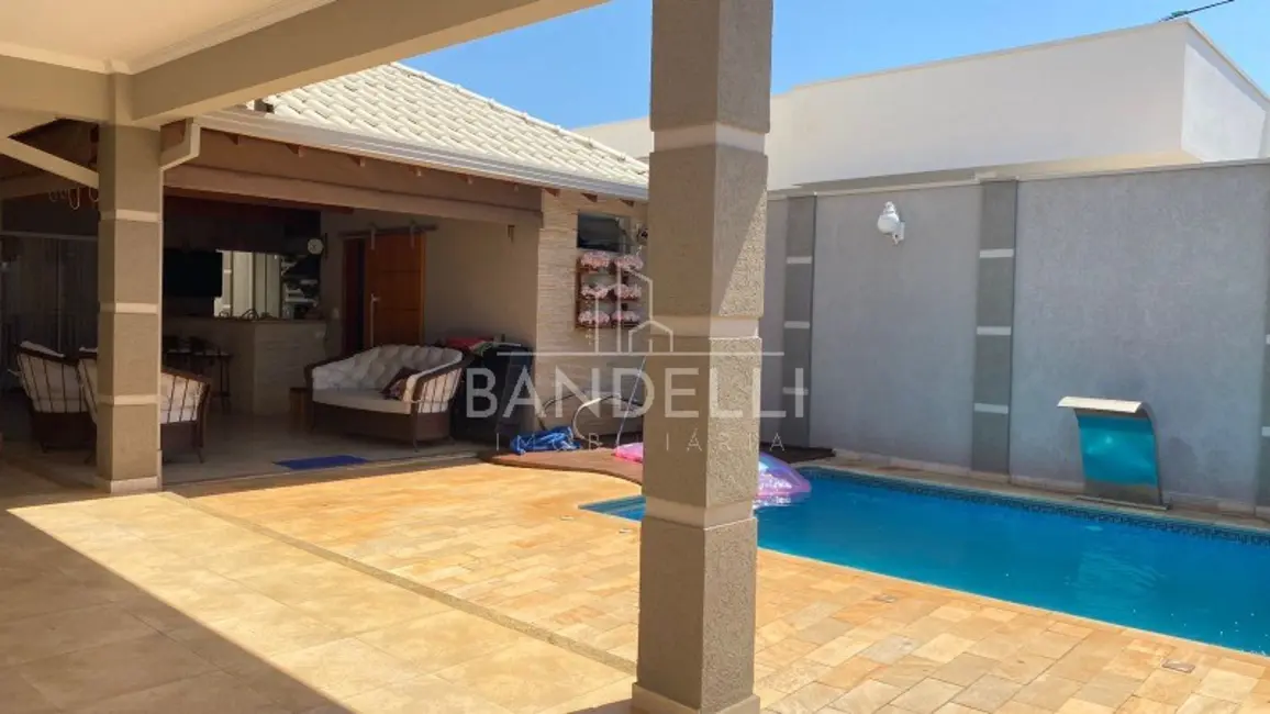 Casa de Condomínio com 4 quartos à venda, 228m2 em Jardim dos Flamboyants, Araraquara - SP - imagem 3 Foto 3 de Casa de Condomínio com 4 quartos à venda, 228m2 em Jardim dos Flamboyants, Araraquara - SP