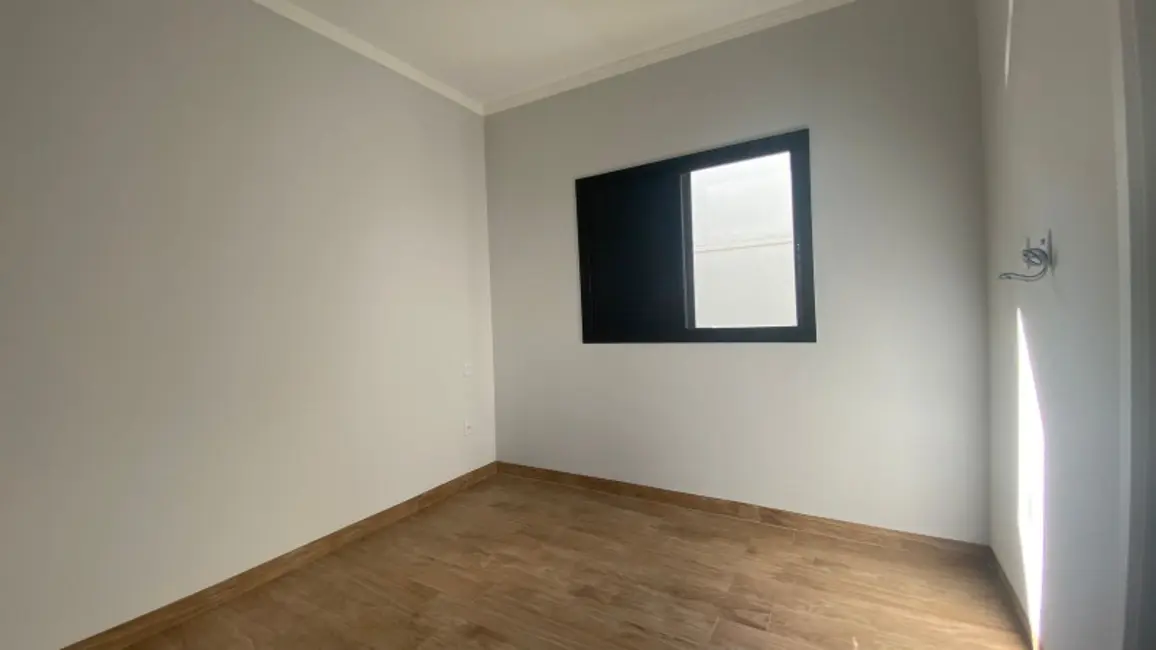 Casa de Condomínio com 3 quartos à venda, 198m2 em Araraquara - SP - imagem 9 Foto 9 de Casa de Condomínio com 3 quartos à venda, 198m2 em Araraquara - SP