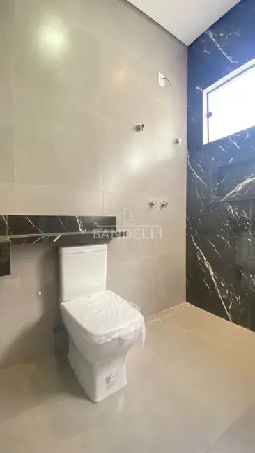 Casa de Condomínio com 3 quartos à venda, 198m2 em Araraquara - SP - imagem 8 Foto 8 de Casa de Condomínio com 3 quartos à venda, 198m2 em Araraquara - SP