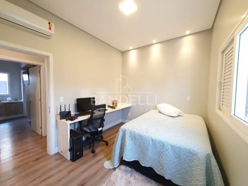 Casa de Condomínio com 3 quartos à venda, 200m2 em Araraquara - SP - imagem 6 Foto 6 de Casa de Condomínio com 3 quartos à venda, 200m2 em Araraquara - SP