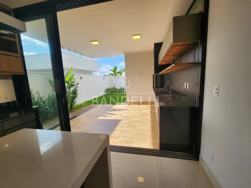 Foto 4 de Casa de Condomínio com 3 quartos à venda, 200m2 em Araraquara - SP