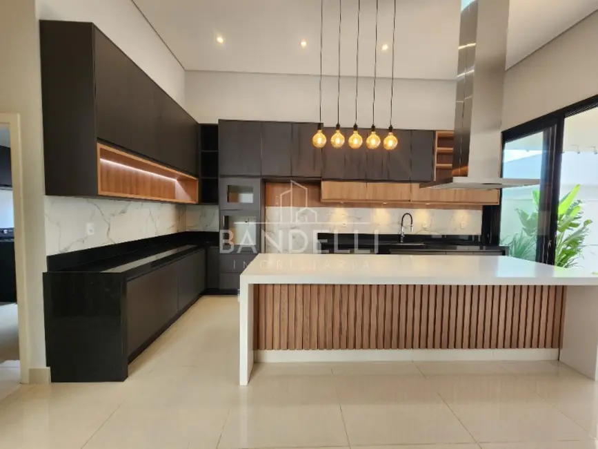 Foto 2 de Casa de Condomínio com 3 quartos à venda, 200m2 em Araraquara - SP