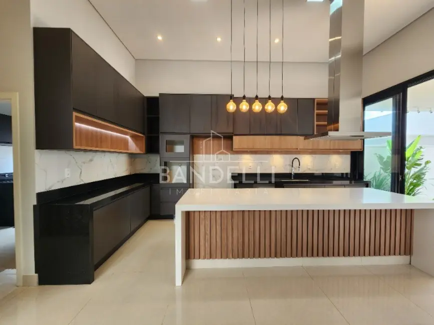 Foto 3 de Casa de Condomínio com 3 quartos à venda, 200m2 em Araraquara - SP