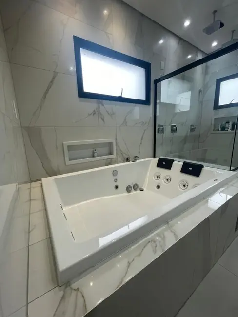 Casa de Condomínio com 3 quartos à venda, 247m2 em Condomínio Buona Vita, Araraquara - SP - imagem 9 Foto 9 de Casa de Condomínio com 3 quartos à venda, 247m2 em Condomínio Buona Vita, Araraquara - SP