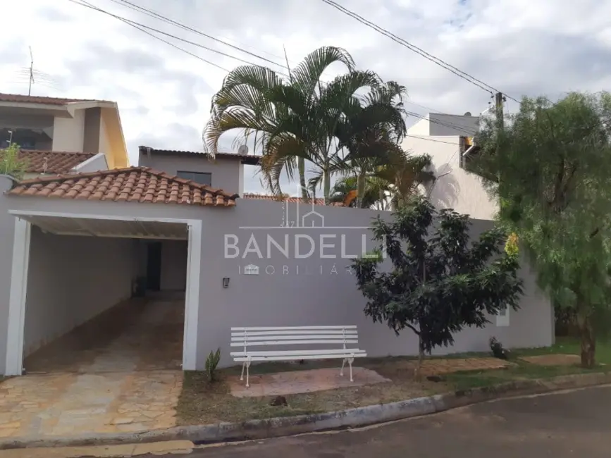 Foto 1 de Casa de Condomínio com 4 quartos à venda, 246m2 em Araraquara - SP