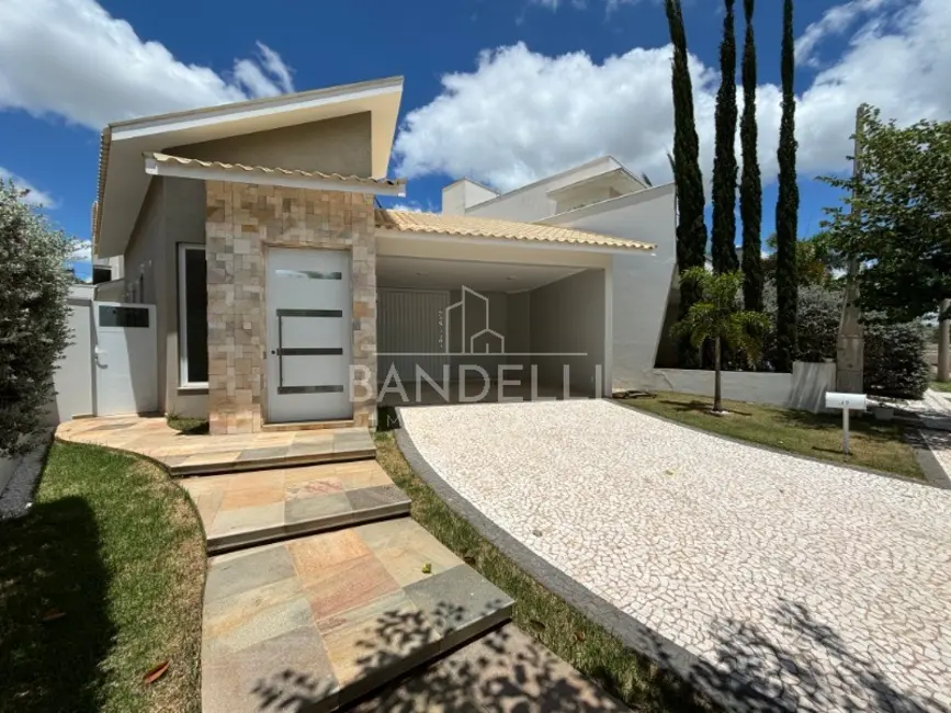 Foto 1 de Casa de Condomínio com 3 quartos à venda, 160m2 em Araraquara - SP