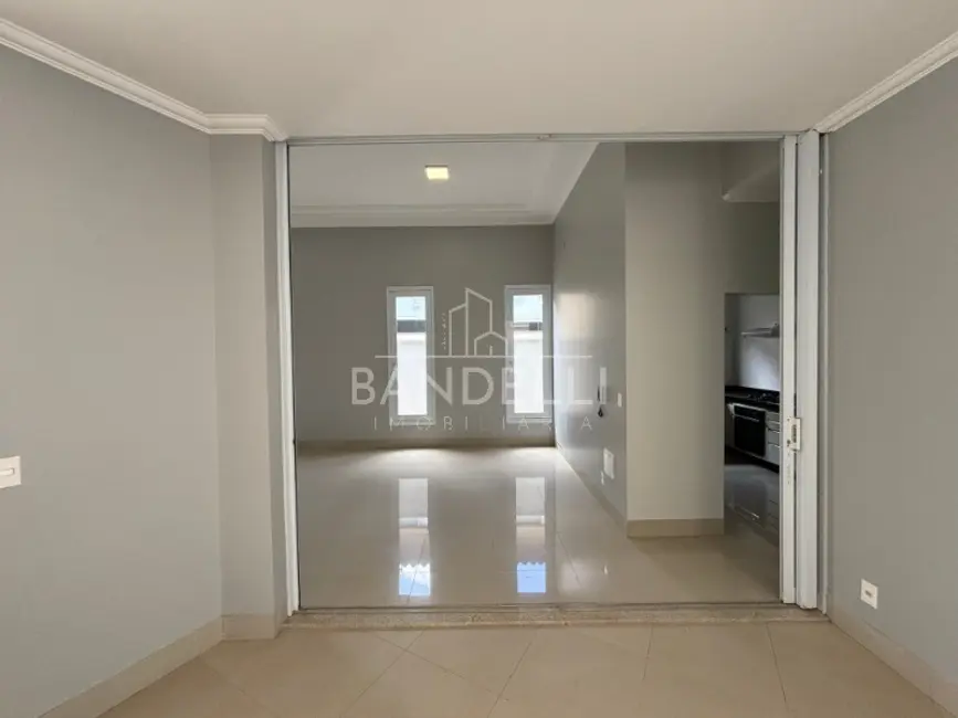 Casa de Condomínio com 3 quartos à venda, 160m2 em Residencial Village Damha II, Araraquara - SP - imagem 9 Foto 9 de Casa de Condomínio com 3 quartos à venda, 160m2 em Residencial Village Damha II, Araraquara - SP