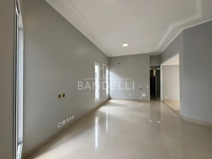 Casa de Condomínio com 3 quartos à venda, 160m2 em Residencial Village Damha II, Araraquara - SP - imagem 4 Foto 4 de Casa de Condomínio com 3 quartos à venda, 160m2 em Residencial Village Damha II, Araraquara - SP