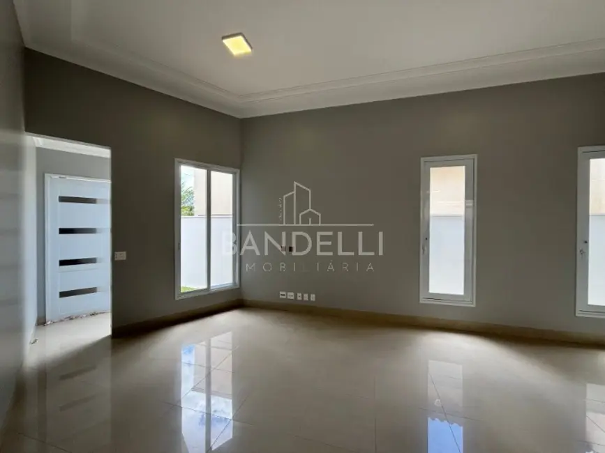 Casa de Condomínio com 3 quartos à venda, 160m2 em Residencial Village Damha II, Araraquara - SP - imagem 6 Foto 6 de Casa de Condomínio com 3 quartos à venda, 160m2 em Residencial Village Damha II, Araraquara - SP