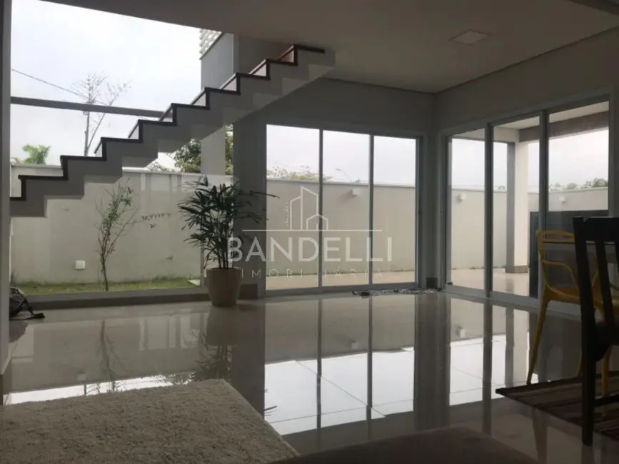 Casa de Condomínio com 3 quartos para alugar, 157m2 em Residencial Village Damha II, Araraquara - SP - imagem 2 Foto 2 de Casa de Condomínio com 3 quartos para alugar, 157m2 em Residencial Village Damha II, Araraquara - SP