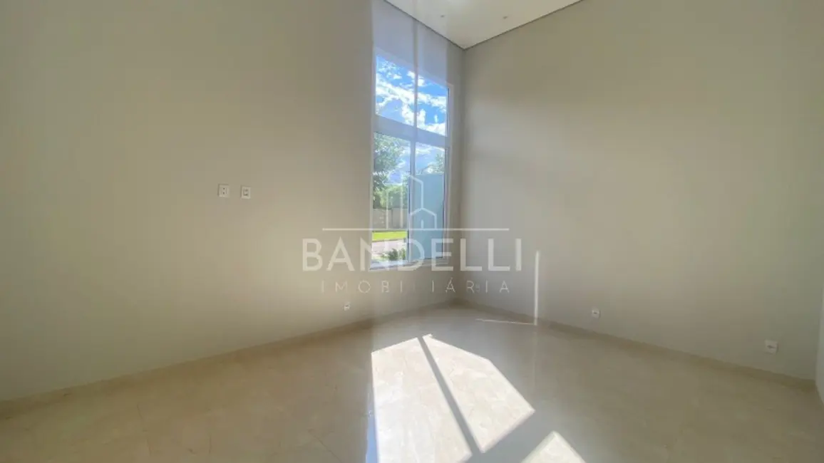 Casa de Condomínio com 3 quartos à venda, 150m2 em Residencial Village Damha II, Araraquara - SP - imagem 2 Foto 2 de Casa de Condomínio com 3 quartos à venda, 150m2 em Residencial Village Damha II, Araraquara - SP