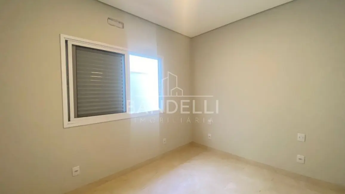 Casa de Condomínio com 3 quartos à venda, 150m2 em Residencial Village Damha II, Araraquara - SP - imagem 6 Foto 6 de Casa de Condomínio com 3 quartos à venda, 150m2 em Residencial Village Damha II, Araraquara - SP