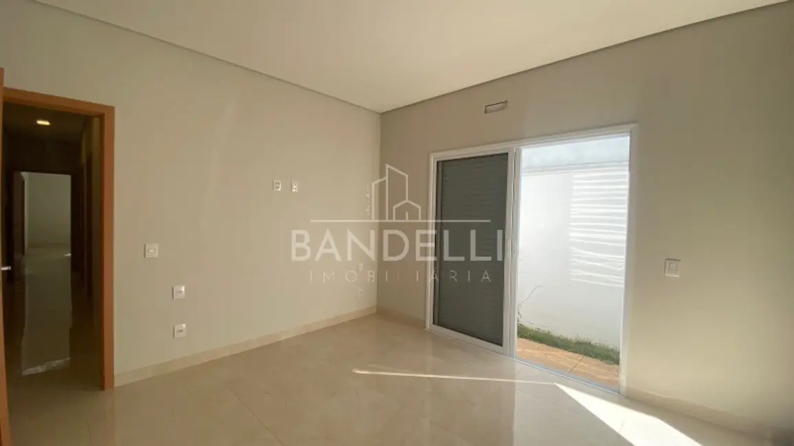 Casa de Condomínio com 3 quartos à venda, 150m2 em Residencial Village Damha II, Araraquara - SP - imagem 8 Foto 8 de Casa de Condomínio com 3 quartos à venda, 150m2 em Residencial Village Damha II, Araraquara - SP