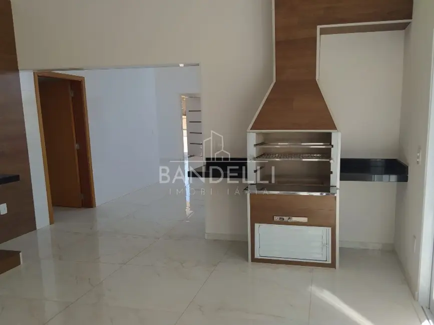 Casa de Condomínio com 3 quartos à venda, 257m2 em Parque Residencial Damha, Araraquara - SP - imagem 3 Foto 3 de Casa de Condomínio com 3 quartos à venda, 257m2 em Parque Residencial Damha, Araraquara - SP