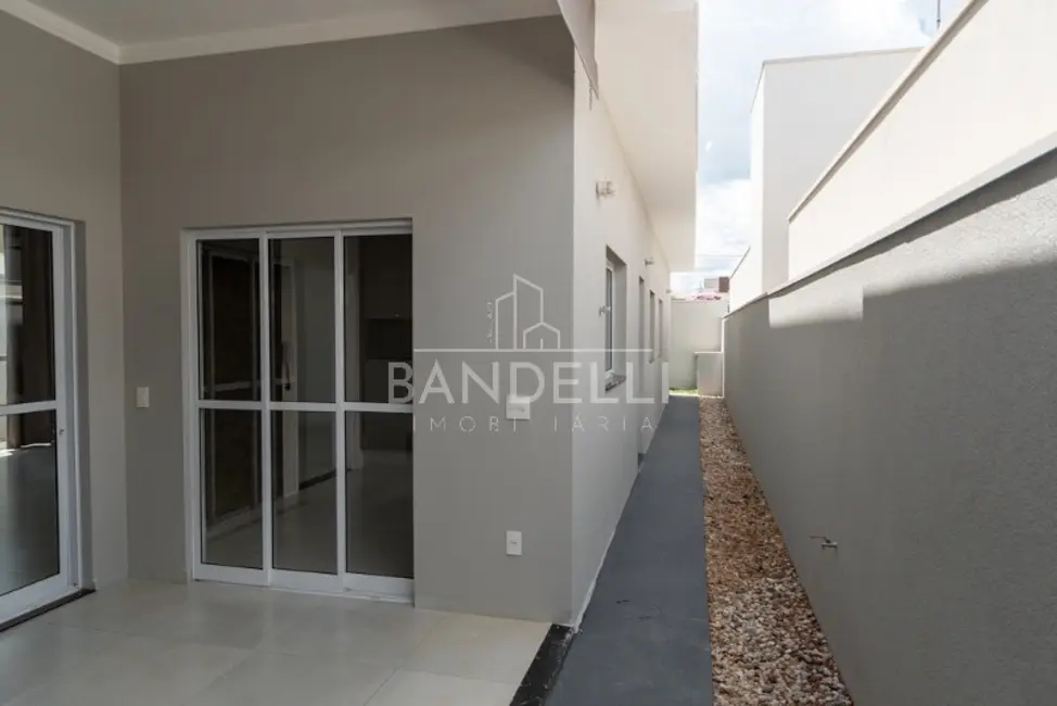 Foto 8 de Casa de Condomínio com 3 quartos à venda e para alugar, 162m2 em Araraquara - SP