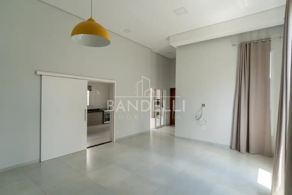 Foto 5 de Casa de Condomínio com 3 quartos à venda e para alugar, 162m2 em Araraquara - SP