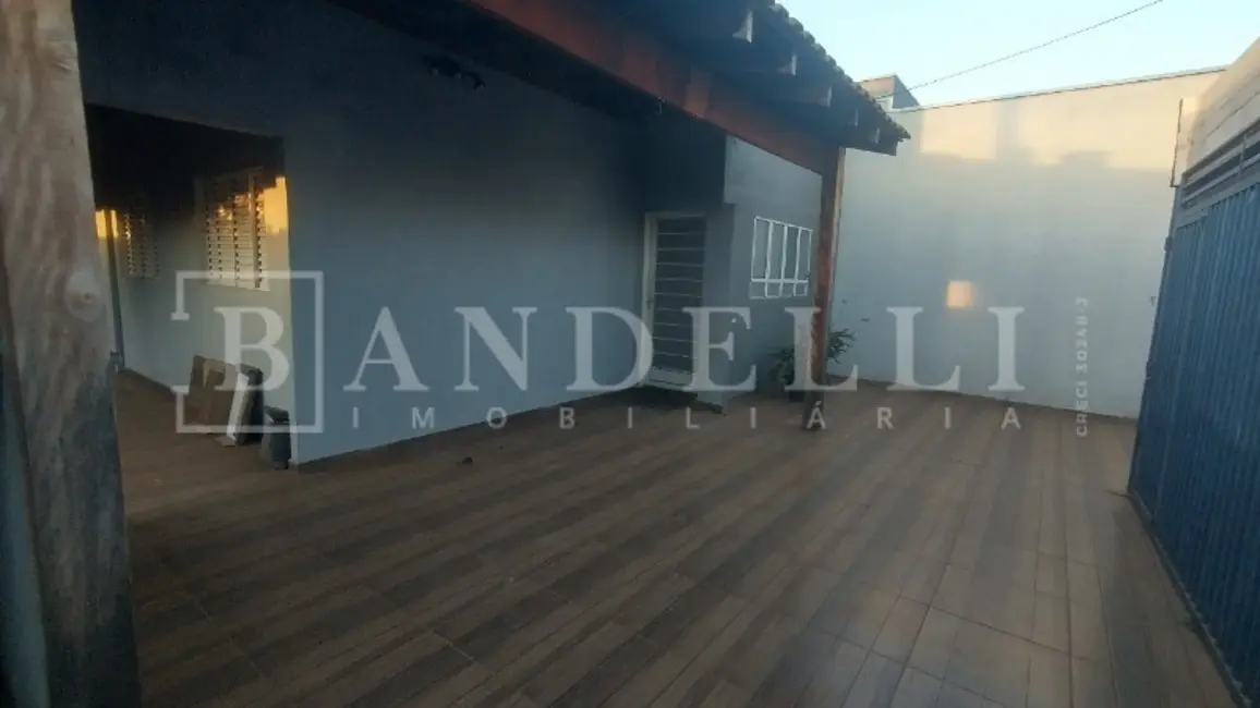 Foto 2 de Casa com 3 quartos à venda, 110m2 em Jardim Indaiá, Araraquara - SP
