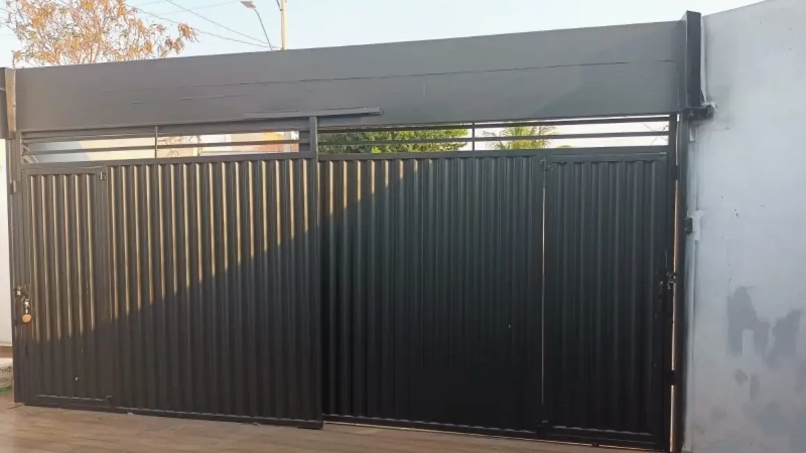Foto 1 de Casa com 3 quartos à venda, 110m2 em Jardim Indaiá, Araraquara - SP