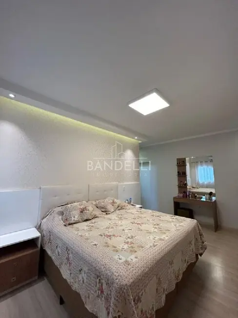 Casa de Condomínio com 3 quartos à venda, 190m2 em Araraquara - SP - imagem 6 Foto 6 de Casa de Condomínio com 3 quartos à venda, 190m2 em Araraquara - SP