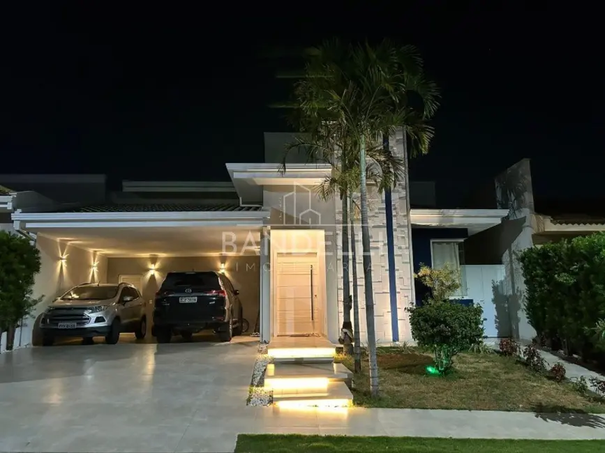 Foto 1 de Casa de Condomínio com 3 quartos à venda, 190m2 em Araraquara - SP