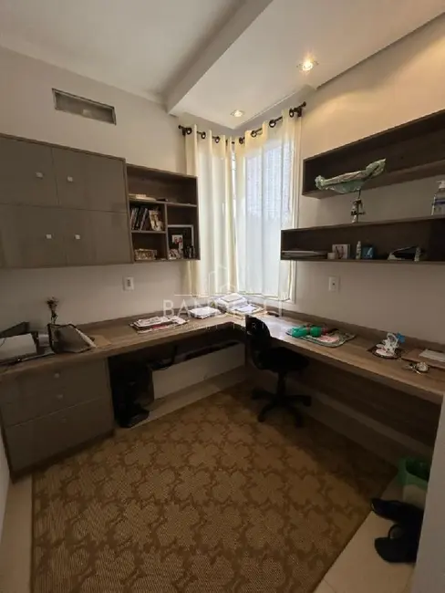 Foto 2 de Casa de Condomínio com 3 quartos à venda, 190m2 em Araraquara - SP