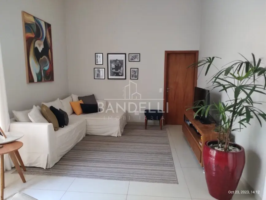 Foto 1 de Casa de Condomínio com 3 quartos à venda, 203m2 em Araraquara - SP