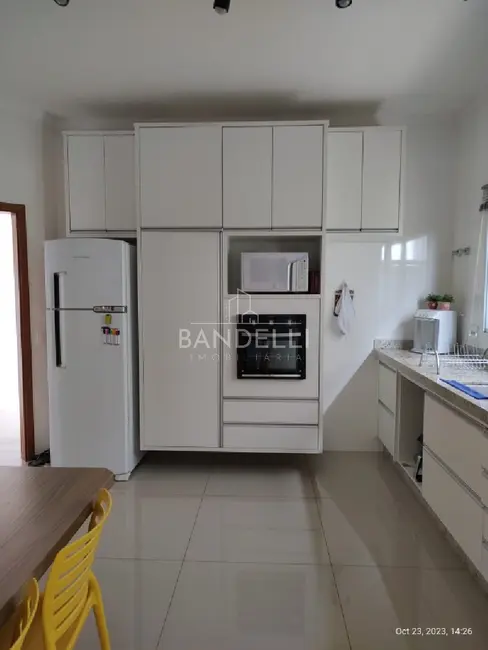 Foto 9 de Casa de Condomínio com 3 quartos à venda, 203m2 em Jardim Magnólias, Araraquara - SP